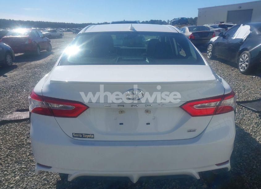 Photo 16 of 2020 Toyota Camry SE (VIN 4T1G11AK8LU980359)