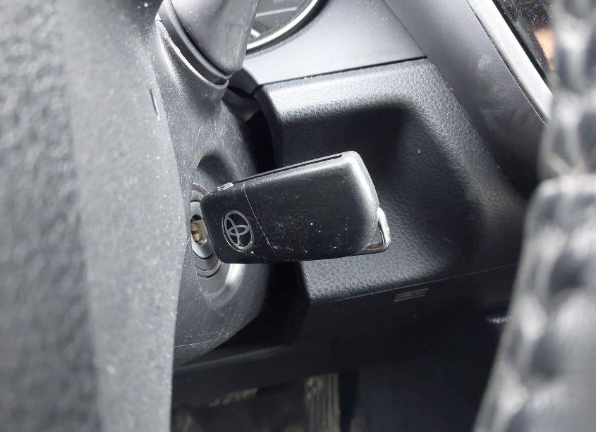 Photo 11 of 2021 Toyota Camry SE (VIN 4T1G11AK8MU435540)