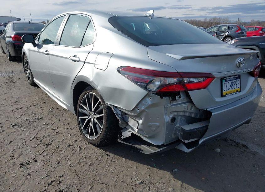Photo 6 of 2021 Toyota Camry SE (VIN 4T1G11AK8MU435540)
