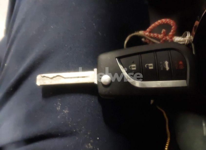 Photo 11 of 2021 Toyota Camry SE (VIN 4T1G11AK8MU446313)