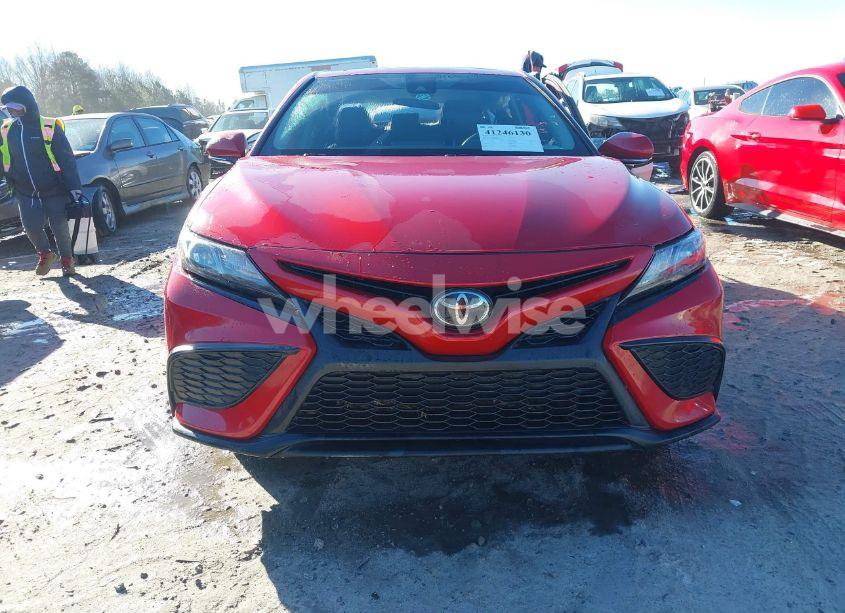 Photo 13 of 2021 Toyota Camry SE (VIN 4T1G11AK8MU446313)