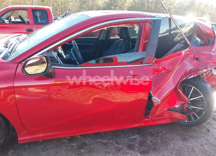 Photo 15 of 2021 Toyota Camry SE (VIN 4T1G11AK8MU446313)