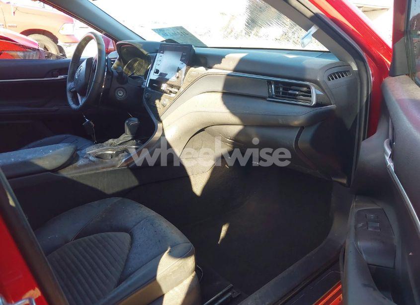 Photo 5 of 2021 Toyota Camry SE (VIN 4T1G11AK8MU446313)