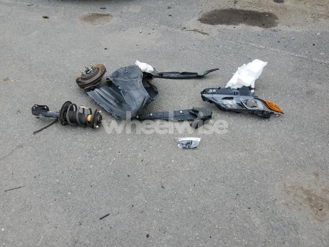 Photo 4 of 2021 TOYOTA CAMRY SE (VIN 4T1G11AK8MU464505)