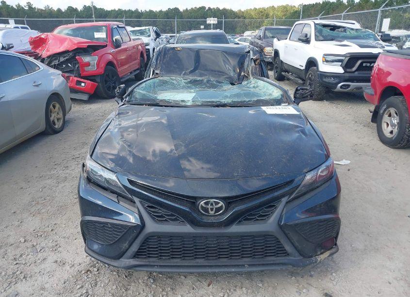 Photo 12 of 2021 Toyota Camry SE (VIN 4T1G11AK8MU465329)