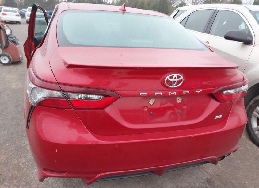 Photo 16 of 2021 Toyota Camry SE (VIN 4T1G11AK8MU490585)