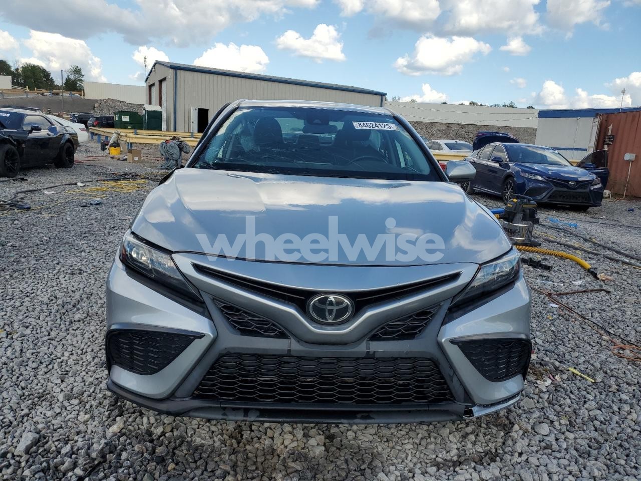 Photo 5 of 2021 TOYOTA CAMRY SE (VIN 4T1G11AK8MU496418)