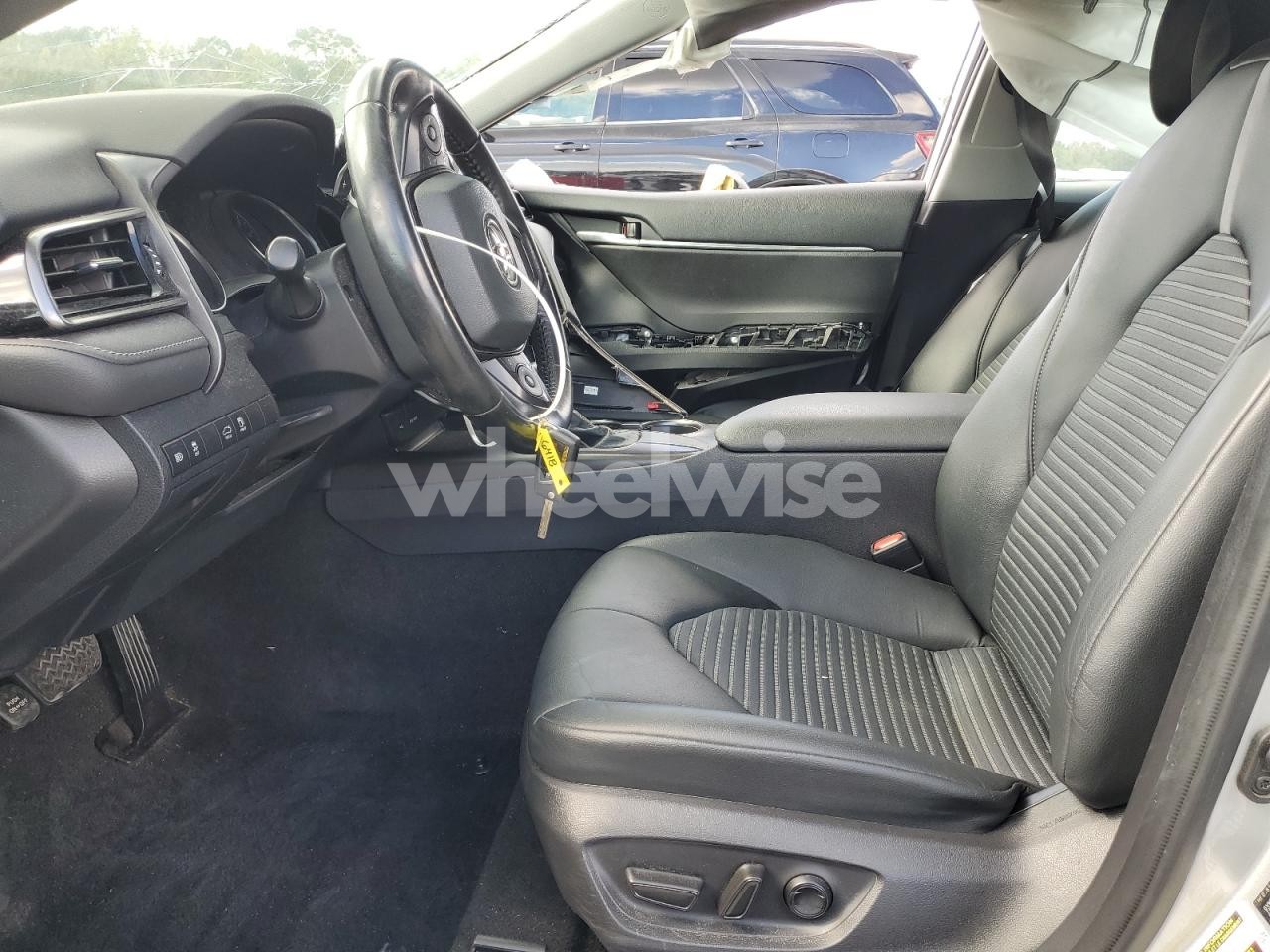 Photo 7 of 2021 TOYOTA CAMRY SE (VIN 4T1G11AK8MU496418)