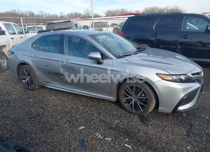 Photo 12 of 2021 Toyota Camry SE (VIN 4T1G11AK8MU520958)