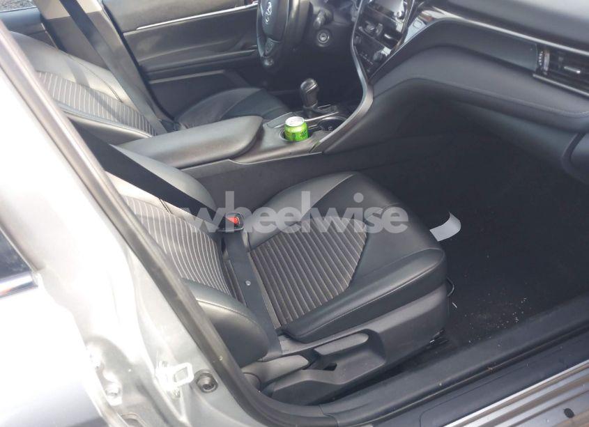 Photo 5 of 2021 Toyota Camry SE (VIN 4T1G11AK8MU520958)