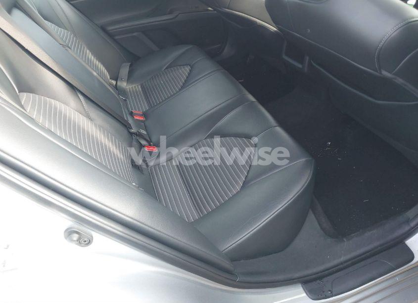 Photo 8 of 2021 Toyota Camry SE (VIN 4T1G11AK8MU520958)