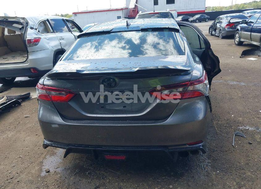 Photo 16 of 2021 Toyota Camry SE (VIN 4T1G11AK8MU573448)