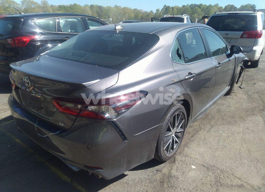 Photo 4 of 2021 Toyota Camry SE (VIN 4T1G11AK8MU590475)