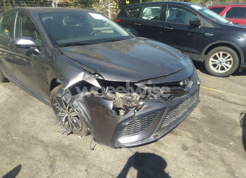 Photo 6 of 2021 Toyota Camry SE (VIN 4T1G11AK8MU590475)