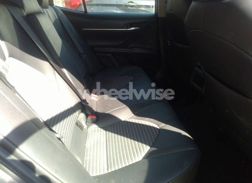 Photo 8 of 2021 Toyota Camry SE (VIN 4T1G11AK8MU590475)