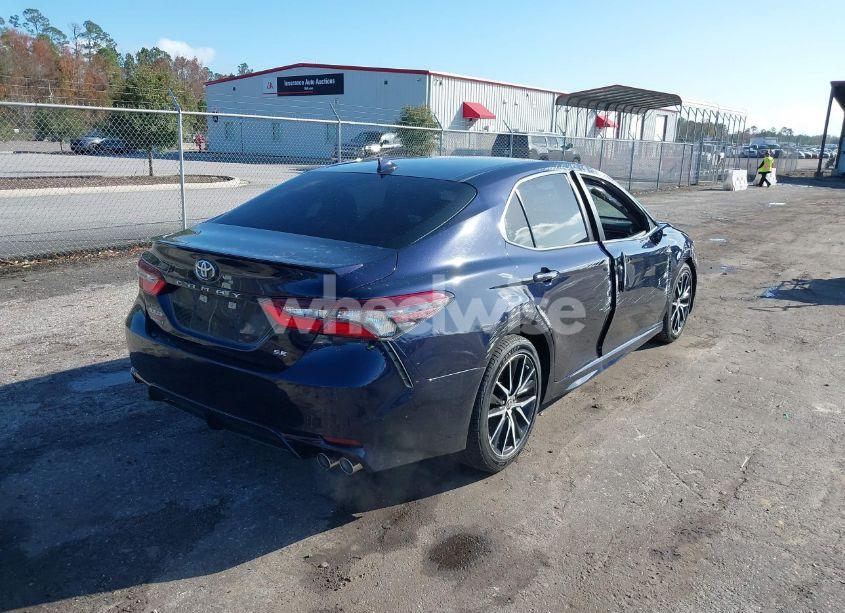 Photo 4 of 2021 Toyota Camry SE (VIN 4T1G11AK8MU603242)