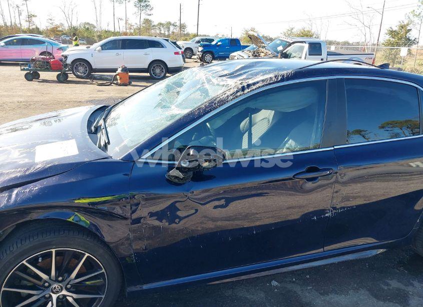 Photo 6 of 2021 Toyota Camry SE (VIN 4T1G11AK8MU603242)