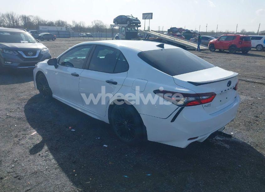 Photo 3 of 2022 Toyota Camry SE NIGHTSHADE EDITION (VIN 4T1G11AK8NU030585)