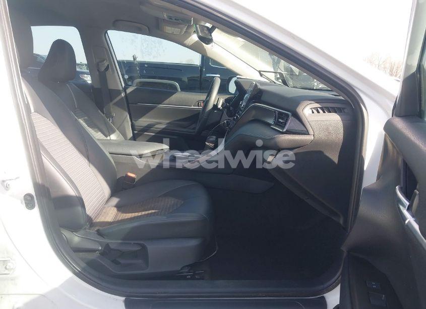 Photo 5 of 2022 Toyota Camry SE NIGHTSHADE EDITION (VIN 4T1G11AK8NU030585)