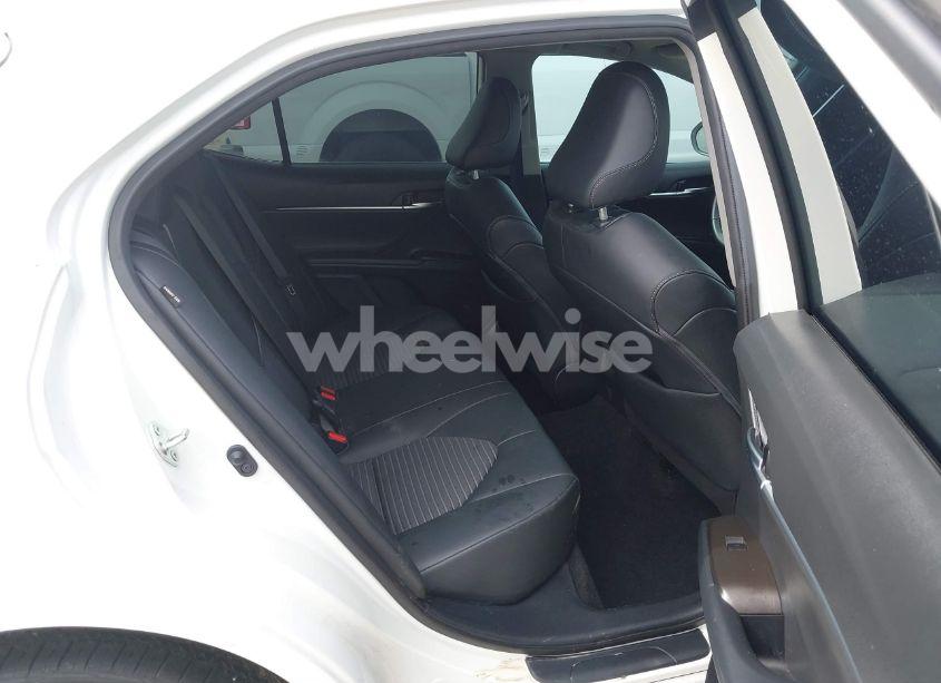 Photo 8 of 2022 Toyota Camry SE (VIN 4T1G11AK8NU037312)