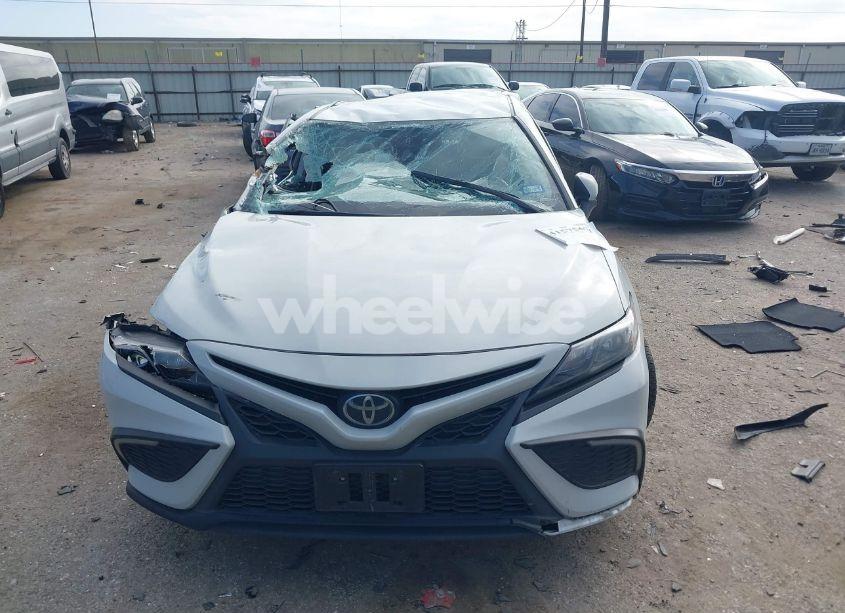 Photo 12 of 2022 Toyota Camry SE (VIN 4T1G11AK8NU057270)