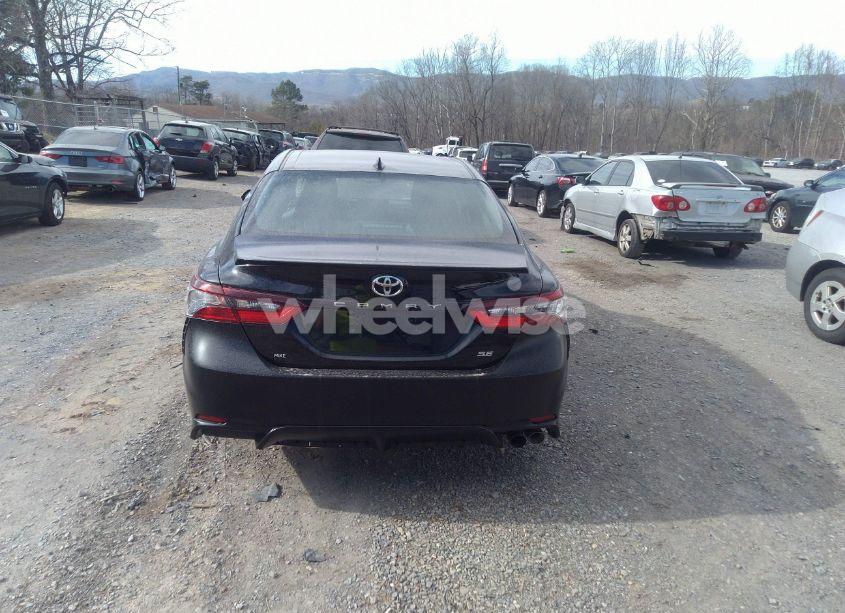 Photo 16 of 2022 Toyota Camry SE (VIN 4T1G11AK8NU624738)