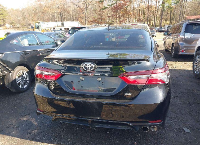 Photo 16 of 2022 Toyota Camry SE (VIN 4T1G11AK8NU637120)