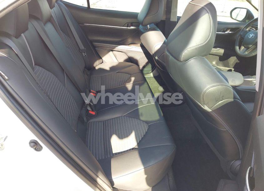 Photo 8 of 2022 Toyota Camry SE (VIN 4T1G11AK8NU644181)