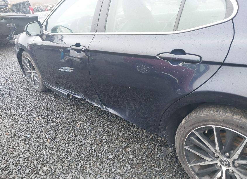 Photo 18 of 2022 Toyota Camry SE (VIN 4T1G11AK8NU689041)