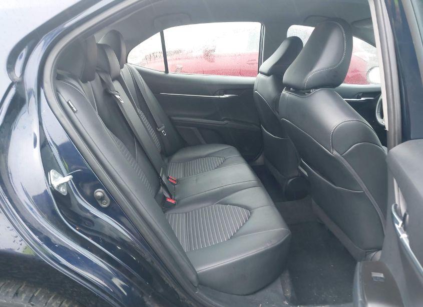 Photo 8 of 2022 Toyota Camry SE (VIN 4T1G11AK8NU689041)
