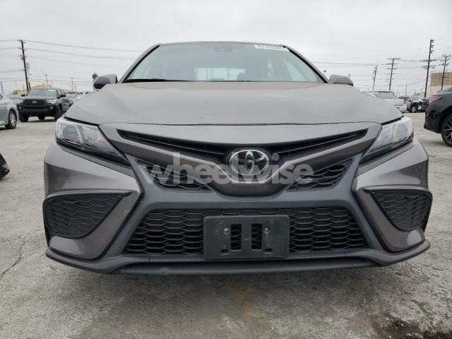 Photo 2 of 2022 TOYOTA CAMRY SE (VIN 4T1G11AK8NU706548)