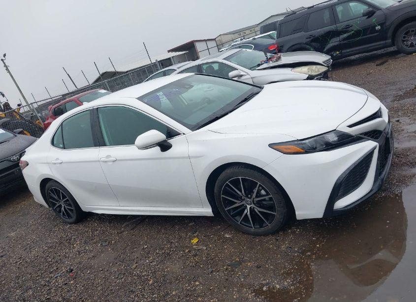 Photo 13 of 2023 Toyota Camry SE (VIN 4T1G11AK8PU119642)