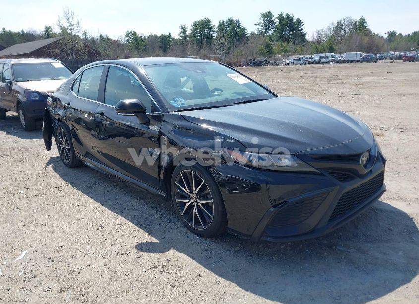 2023 Toyota Camry SE (VIN 4T1G11AK8PU146534) main photo