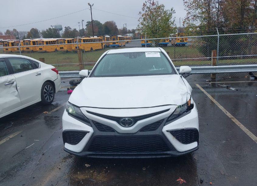 Photo 12 of 2023 Toyota Camry SE (VIN 4T1G11AK8PU743702)