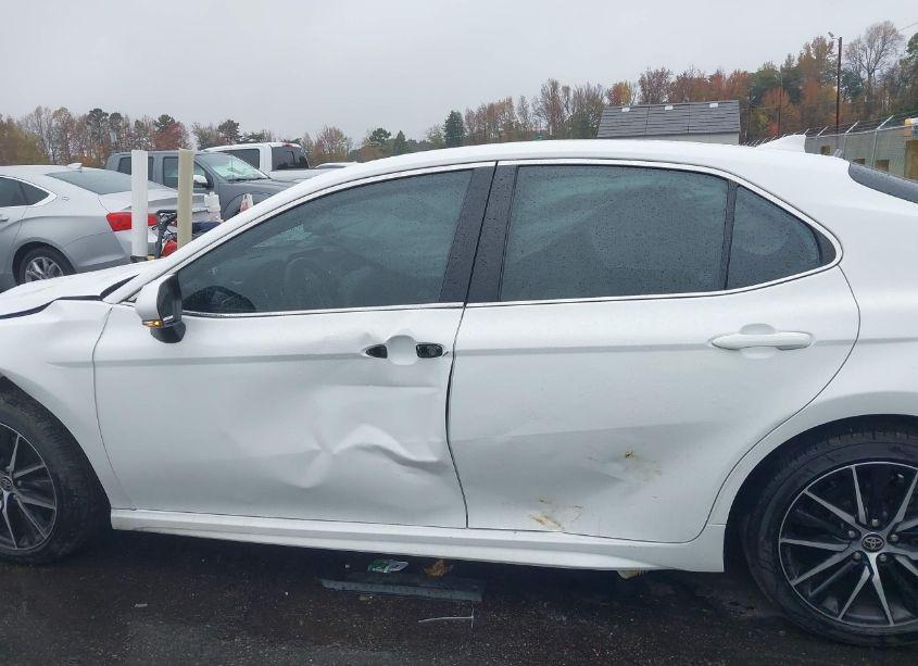 Photo 14 of 2023 Toyota Camry SE (VIN 4T1G11AK8PU743702)