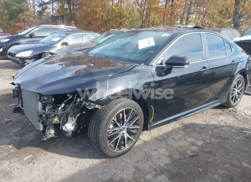 Photo 2 of 2023 Toyota Camry SE (VIN 4T1G11AK8PU748222)