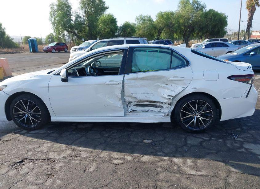 Photo 14 of 2023 Toyota Camry SE (VIN 4T1G11AK8PU771676)