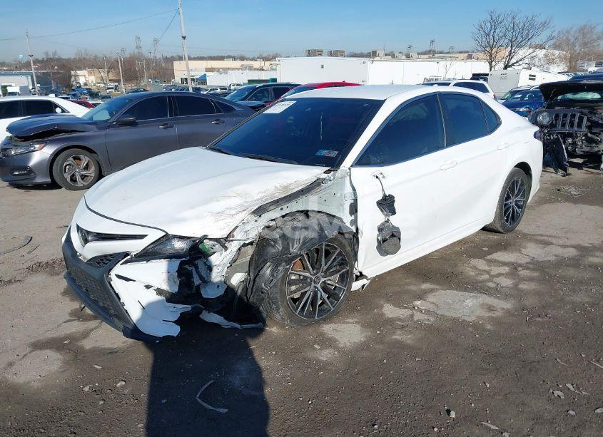 Photo 2 of 2023 Toyota Camry SE (VIN 4T1G11AK8PU777509)