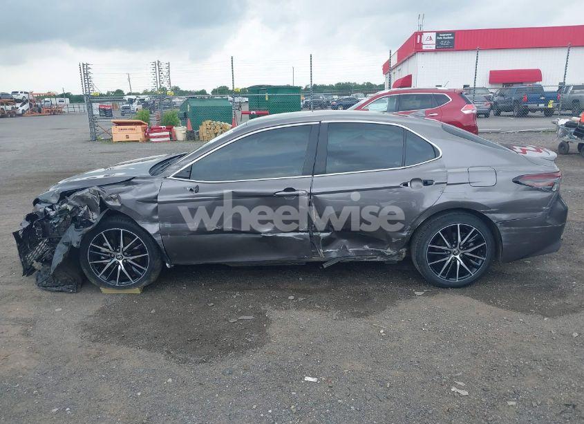 Photo 14 of 2023 Toyota Camry SE (VIN 4T1G11AK8PU798523)