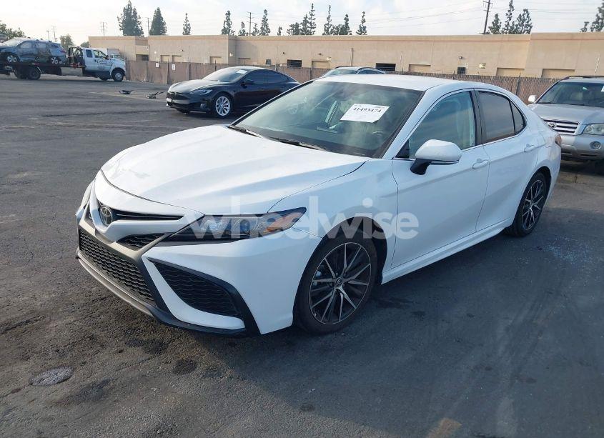 Photo 2 of 2023 Toyota Camry SE (VIN 4T1G11AK8PU799476)