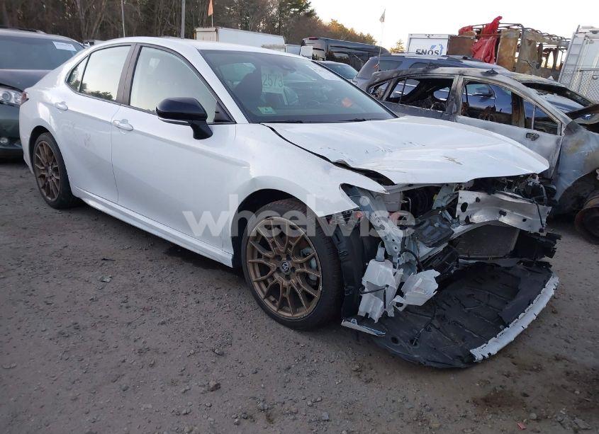 2024 Toyota Camry SE NIGHTSHADE (VIN 4T1G11AK8RU206864) main photo