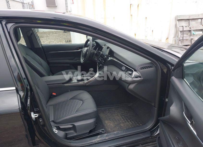 Photo 5 of 2024 Toyota Camry SE (VIN 4T1G11AK8RU207531)