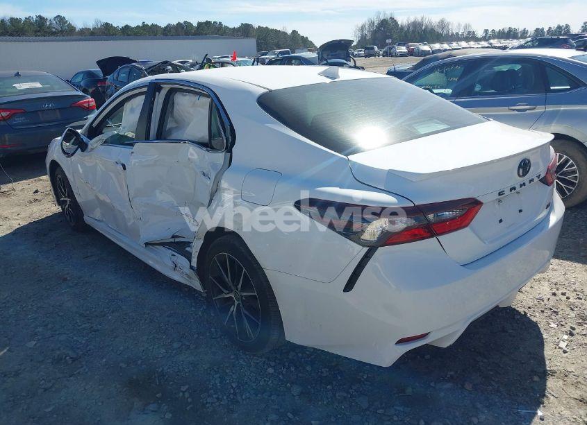 Photo 3 of 2024 Toyota Camry SE (VIN 4T1G11AK8RU231795)