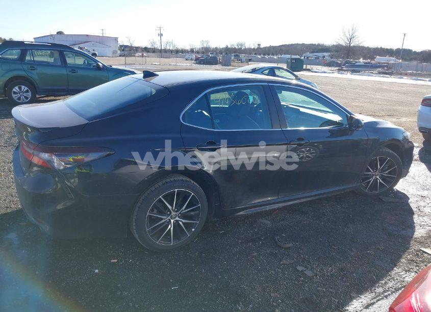 Photo 13 of 2024 Toyota Camry SE (VIN 4T1G11AK8RU842300)