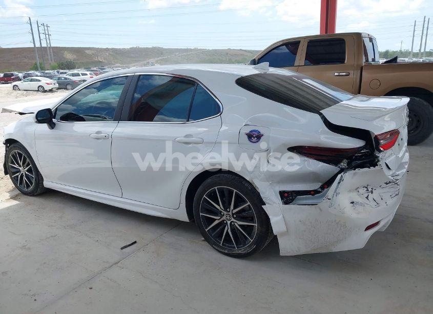 Photo 15 of 2024 Toyota Camry SE (VIN 4T1G11AK8RU869951)