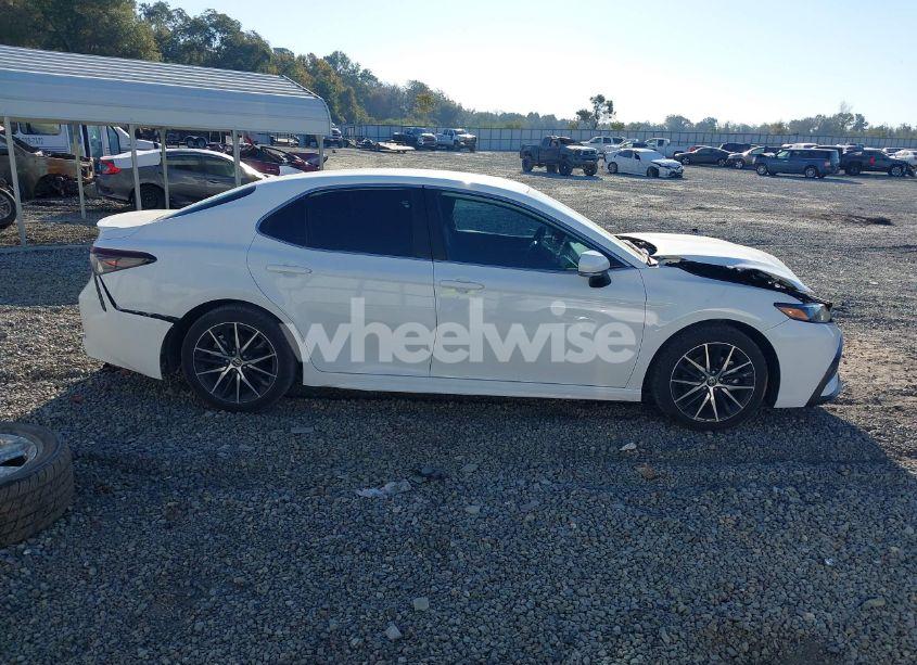 Photo 13 of 2024 Toyota Camry SE (VIN 4T1G11AK8RU888841)