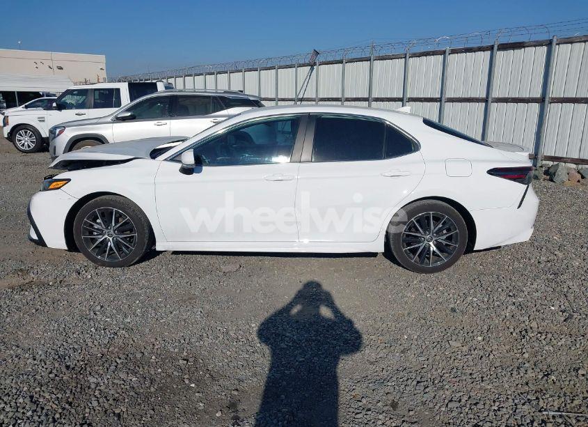 Photo 14 of 2024 Toyota Camry SE (VIN 4T1G11AK8RU888841)