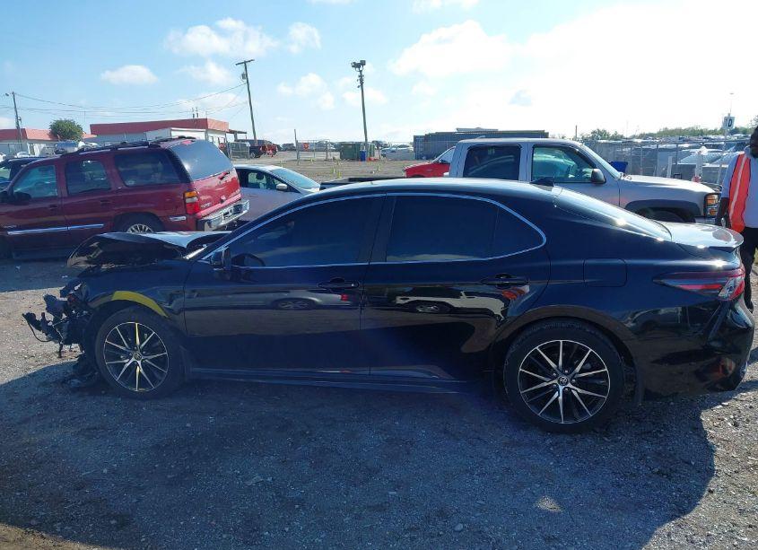 Photo 15 of 2024 Toyota Camry SE (VIN 4T1G11AK8RU908361)