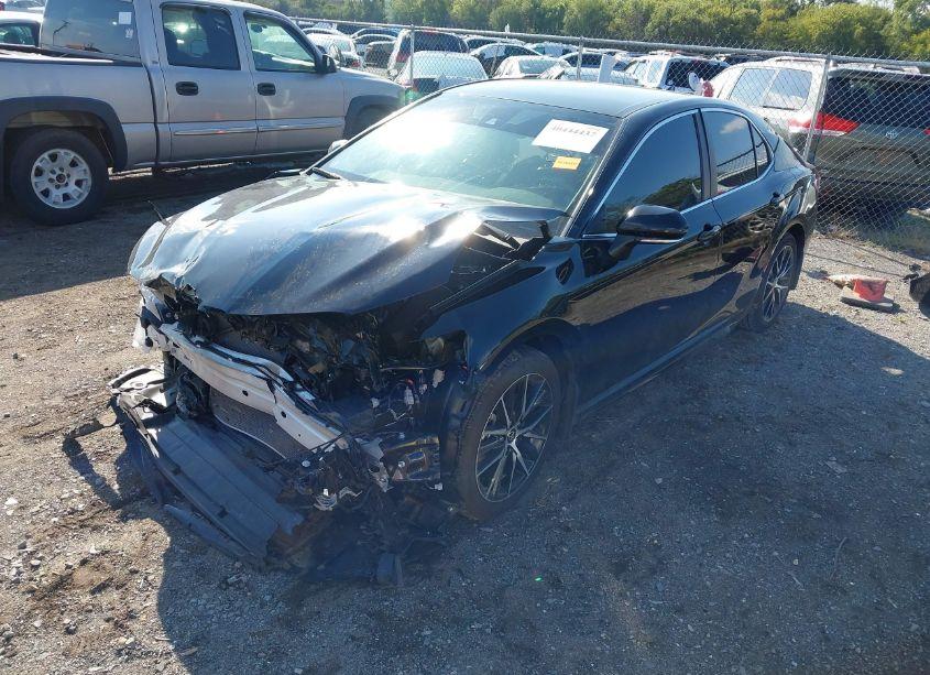 Photo 2 of 2024 Toyota Camry SE (VIN 4T1G11AK8RU908361)