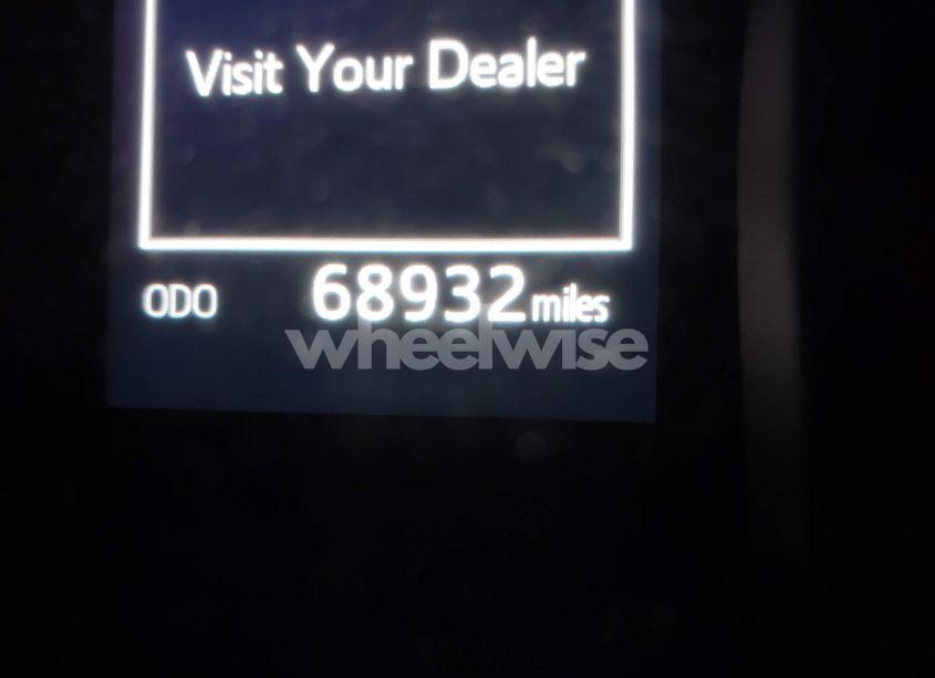 Photo 16 of 2020 Toyota Camry SE (VIN 4T1G11AK9LU316832)